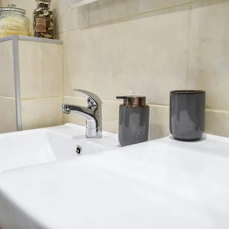 Ferienhaus Duplex Prime Location 2bth 2 *